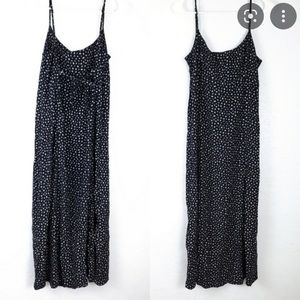 Brandy Melville Paulina Blue Floral Midi Dress